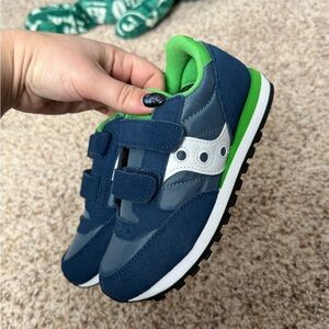 Saucony Kids Navy and Lime Sneakers